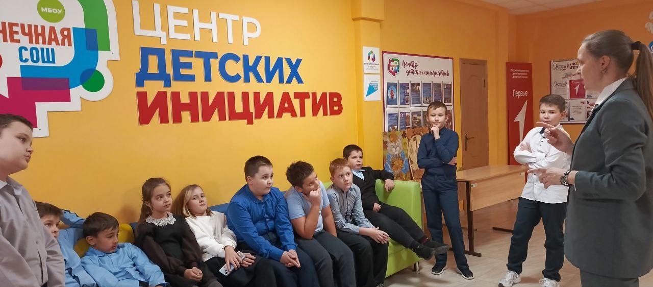 День добровольца (волонтера) в России.